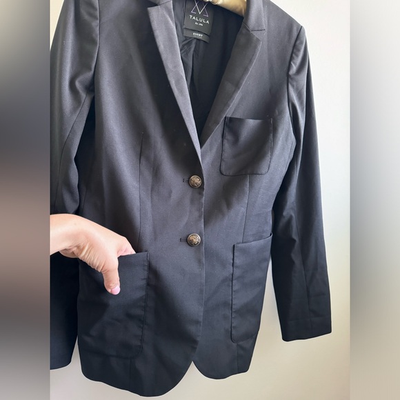 ARITZIA TALULA Exeter Boyfriend Blazer Wool Blend Jacket Black, size 8 - Picture 9 of 13
